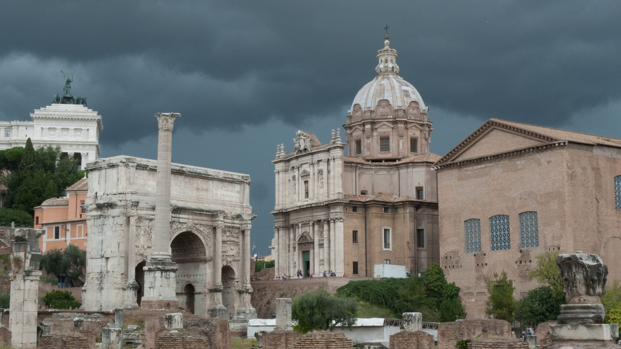 Roman Forum. Photo: Penelope Davies