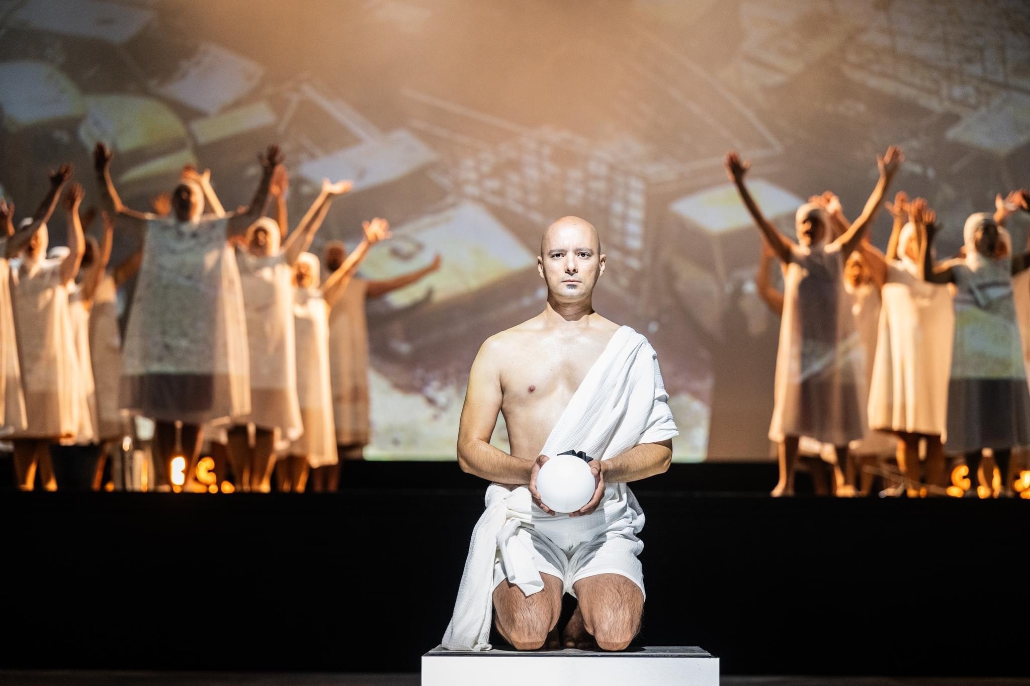 As ‘M.K. Gandhi’ in Philip Glass’ Satyagraha for Staatsoper Hannover, Credit: Sandra Then
